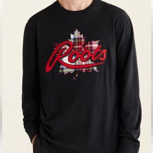 ROOTS Men's Plaid Leaf Black Long Sleeve Tshirt Size M NWT